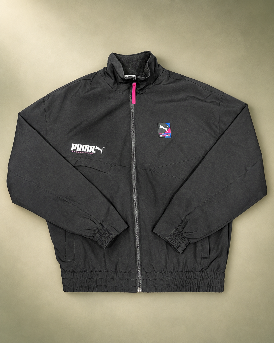 Giacca sportiva Puma International nera            modello bomber      tg Xs