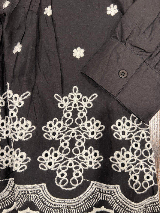 Blusa nera dal carattere raffinato,Tg M