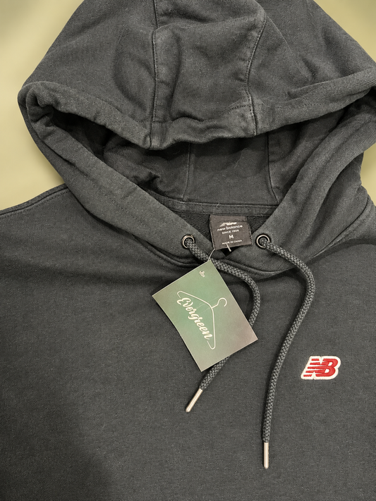 Felpa con cappuccio New Balance in nero tg M