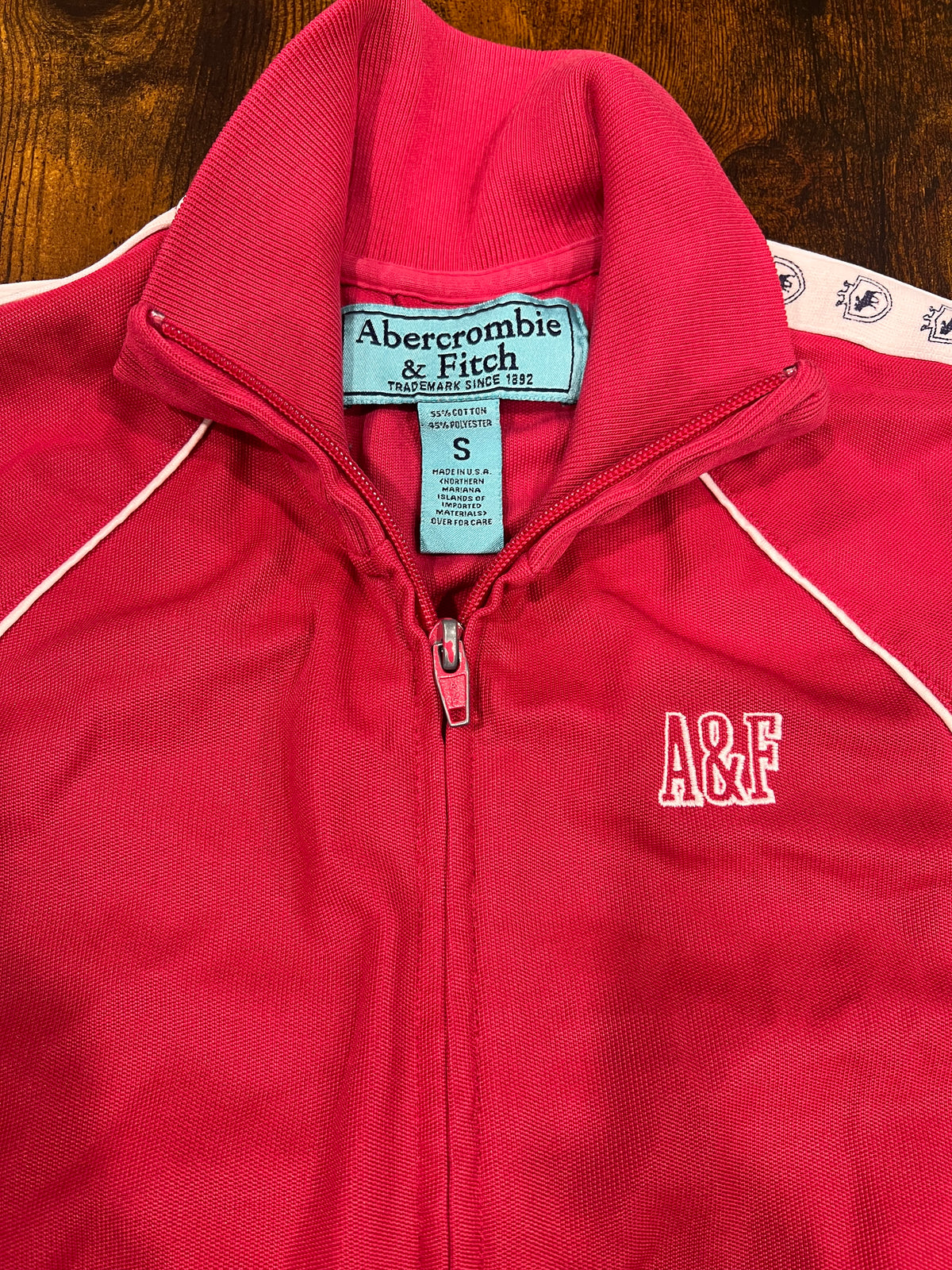 vintage Abercrombie & Fitch in rosso tg S